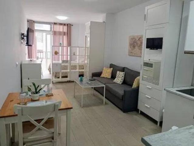 Piso en alquiler en Santa Catalina-Canteras, Gran Canaria