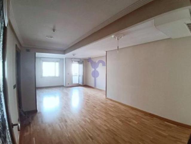 Piso en alquiler en Centro, León