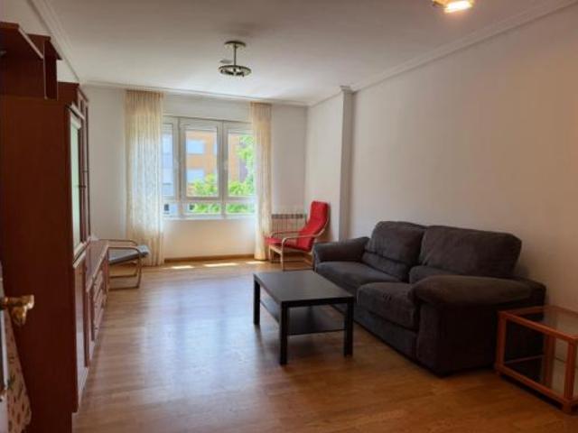 Piso en alquiler en San Lorenzo - La Palomera - San Mamés, León
