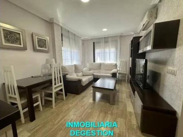 Piso en alquiler en Linares, Andalucía