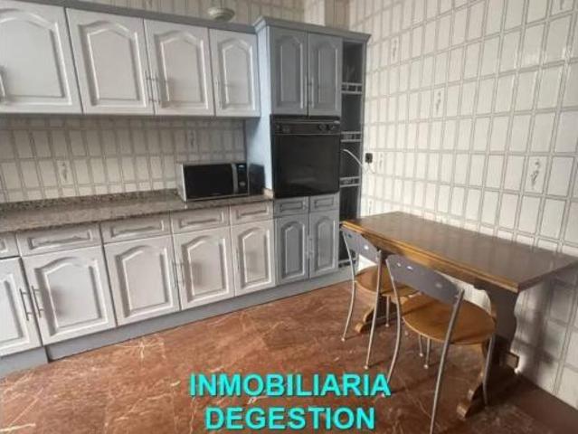Piso en alquiler en Paseo de Linarejos, Linares
