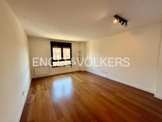 Piso en alquiler en Fuencarral - El Pardo, Madrid