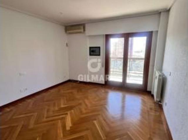 Piso en alquiler en Ciudad Lineal, Madrid