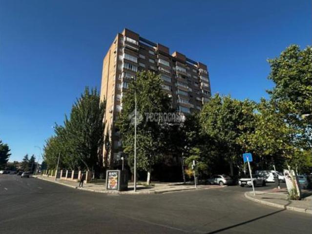 Piso en alquiler en Prosperidad, Madrid
