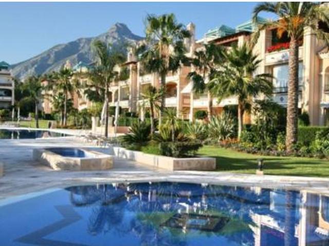 Piso en alquiler en Divina Pastora, Costa del Sol Occidental