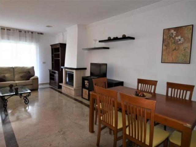 Piso en alquiler en El Vicario, Costa del Sol Occidental