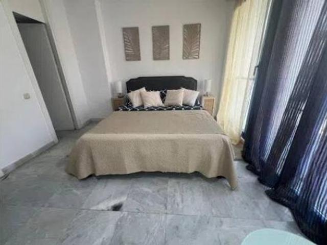 Piso en alquiler en La Carolina, Costa del Sol Occidental