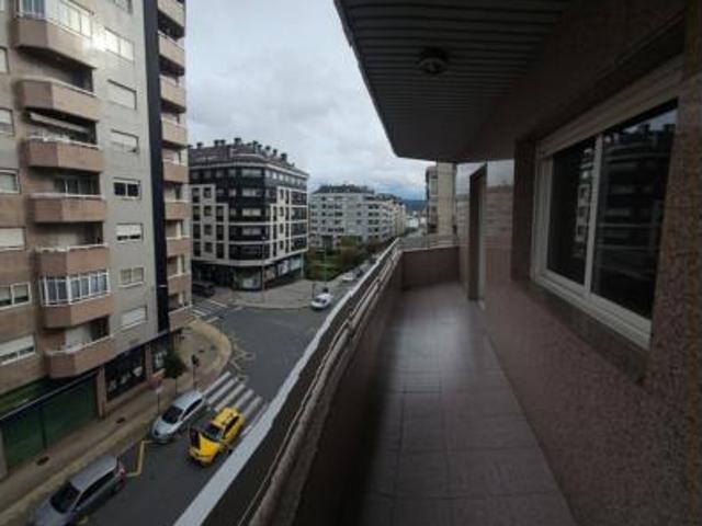 Piso en alquiler en O Posío, Ourense