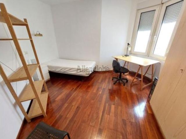 Piso en alquiler en Oviedo, Asturias