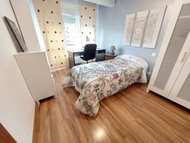 Piso en alquiler en Oviedo, Asturias