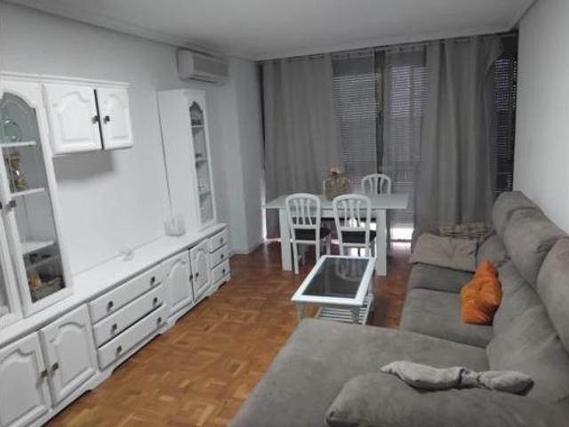 Piso en alquiler en Miralvalle, Plasencia
