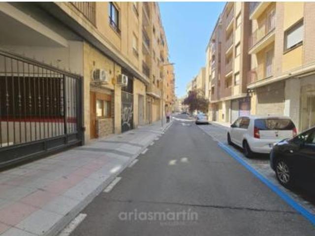 Piso en alquiler en Centro, Salamanca