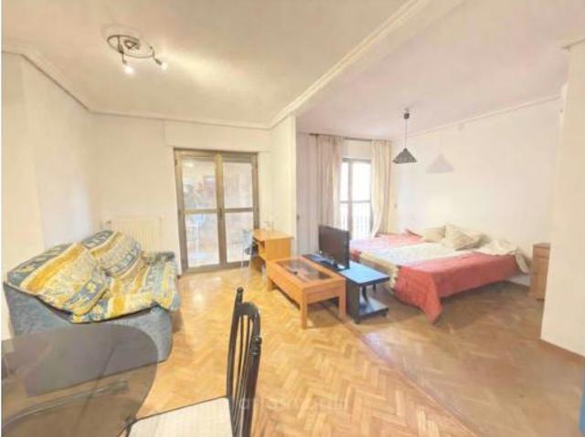 Piso en alquiler en San Vicente, Salamanca