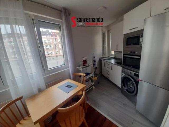 Piso en alquiler en Perines, Santander