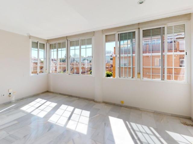 Piso en alquiler en Bellavista-La Palmera, Sevilla