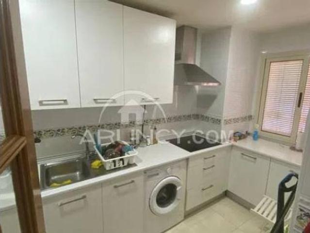 Piso en alquiler en Barriada Los Salesianos, Utrera