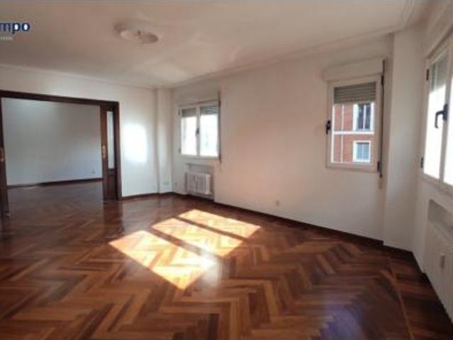 Piso en alquiler en Campo Grande, Valladolid