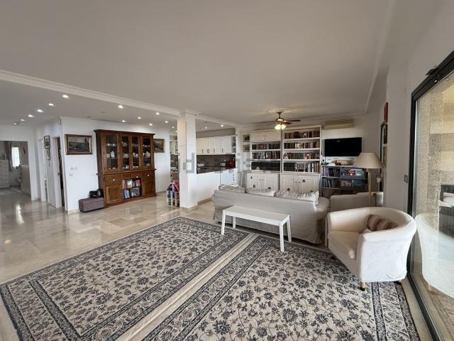 Piso en venta en la Marina Baixa, Valencia