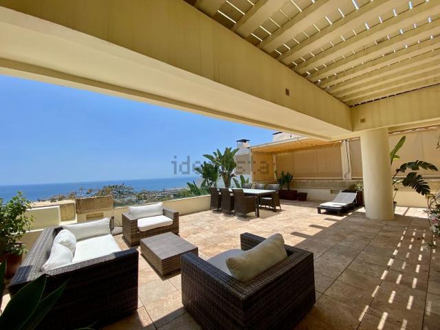 Dúplex en venta en Rio Real, Costa del Sol Occidental