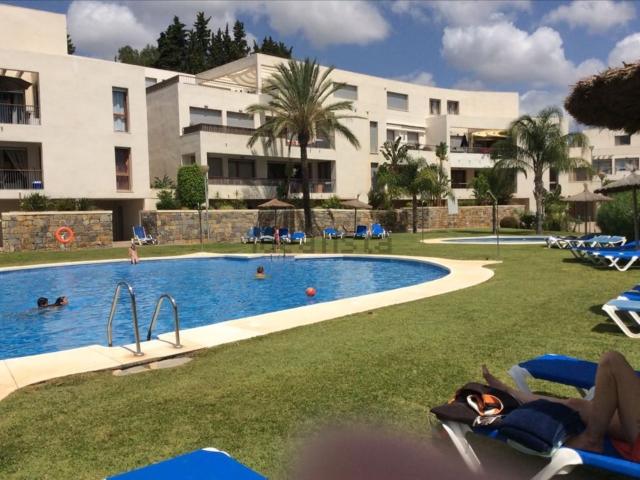 Dúplex en alquiler en Rio Real, Costa del Sol Occidental