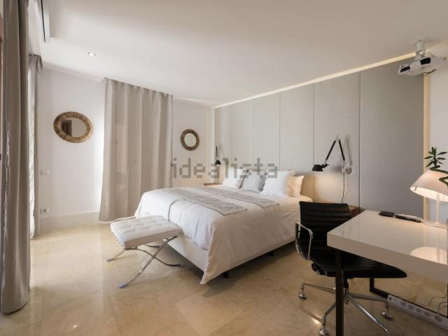 Dúplex en alquiler en Rio Real, Costa del Sol Occidental