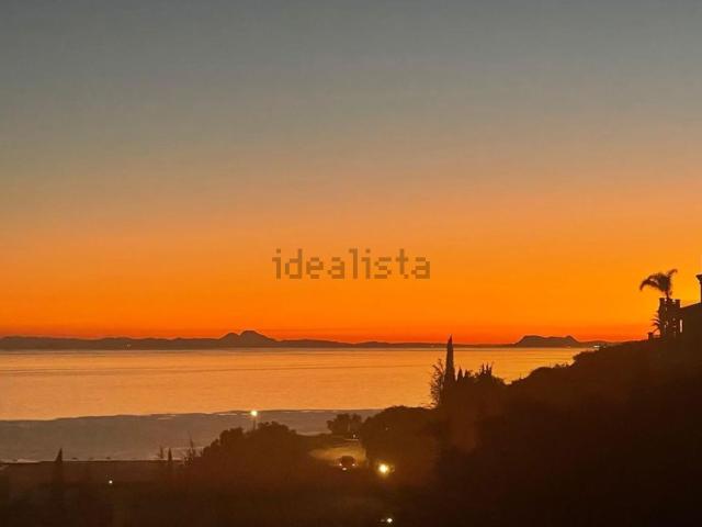 Ático en venta en Rio Real, Costa del Sol Occidental