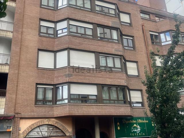 Ático en alquiler en Bilbao, Iralabarri