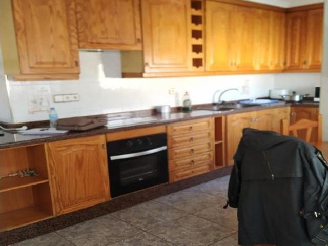 Piso en venta en Atzavares, el Baix Vinalopó