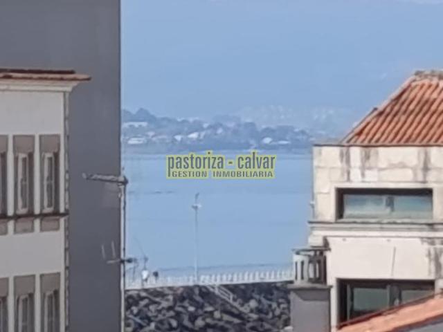Piso en venta en Coiro, O Morrazo