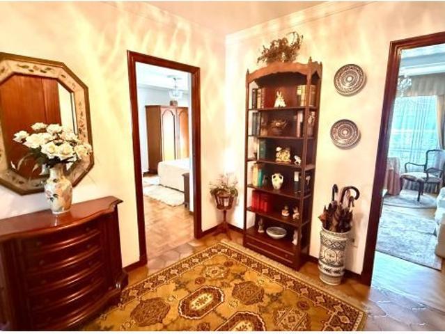 Piso en venta en Montealegre, Ourense