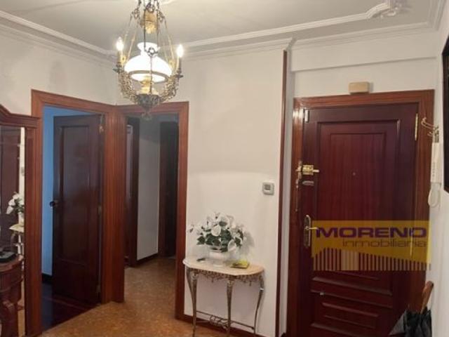 Piso en venta en Sarria