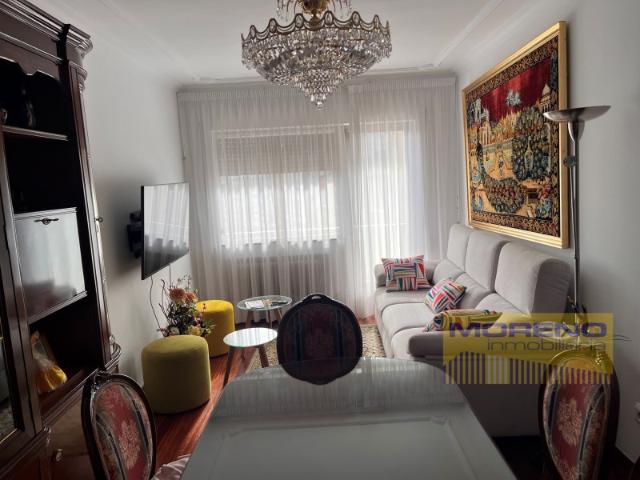Piso en venta en Sarria