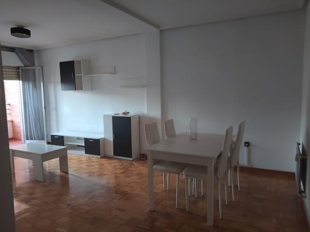 Apartamento en alquiler en Cánovas, Cáceres