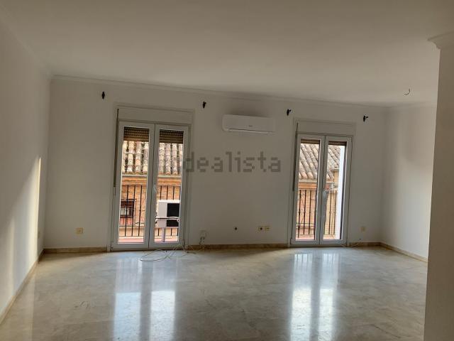 Piso en alquiler en Antequera, Málaga