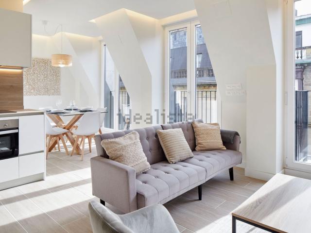 Ático en alquiler en Centro, Donostia-san Sebastián