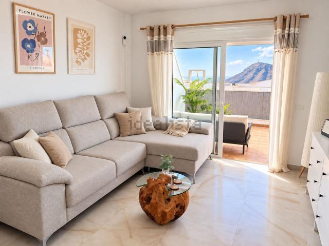 Piso en alquiler en Los Cristianos, Arona