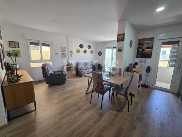 Piso en venta en Las Rosas, Arona