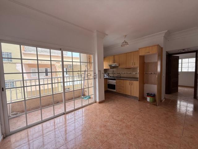 Piso en venta en Finca La Estrella, Arona
