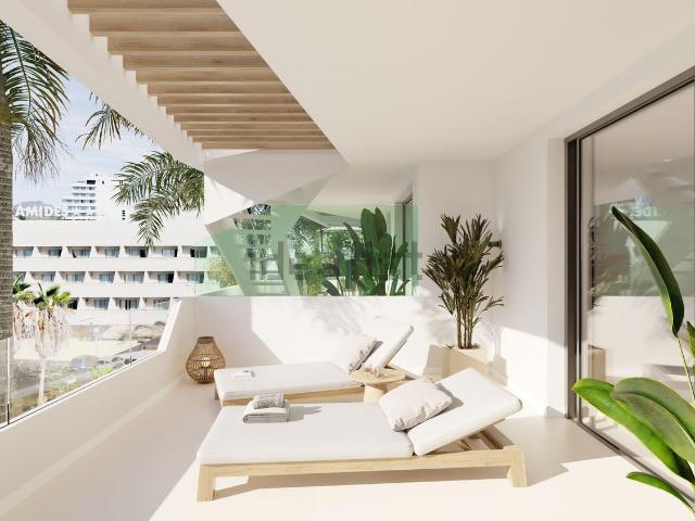 Piso en venta en Los Cristianos, Arona