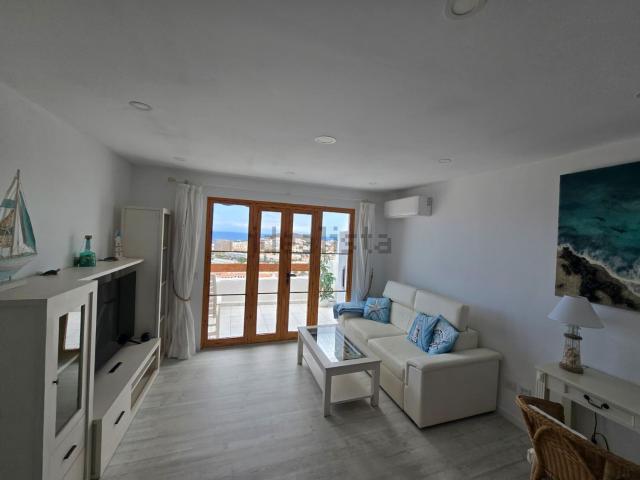 Piso en alquiler en Los Cristianos, Arona