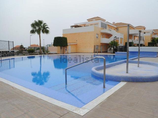 Piso en alquiler en Los Cristianos, Arona