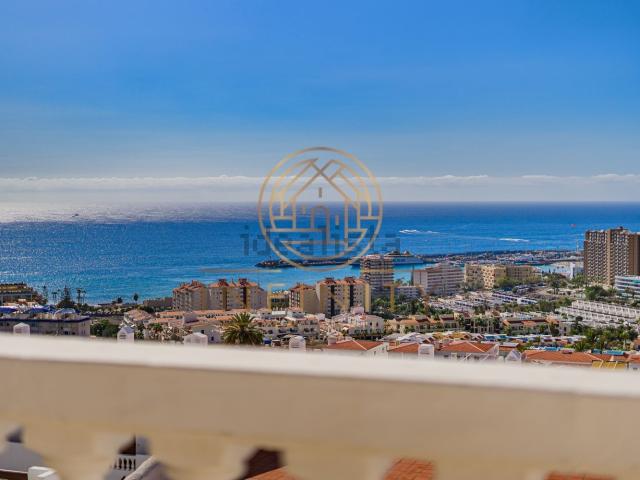 Ático en venta en Los Cristianos, Arona