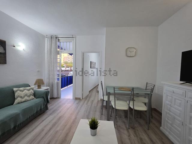 Piso en alquiler en Los Cristianos, Arona