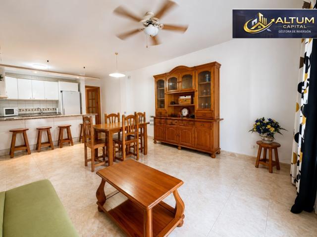 Piso en venta en La Camella, Arona