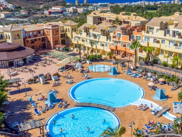 Piso en alquiler en Los Cristianos, Arona