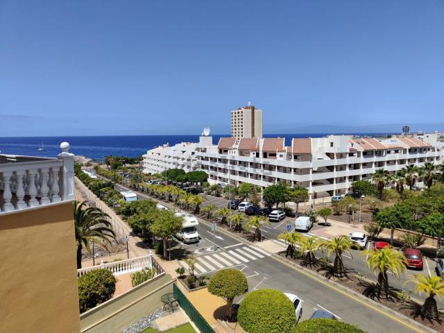 Ático en alquiler en Los Cristianos, Arona