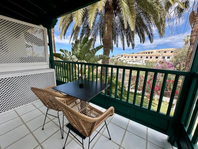 Piso en venta en Los Cristianos, Arona