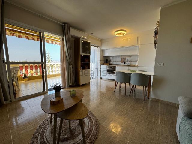 Piso en venta en Costa del Silencio, Arona