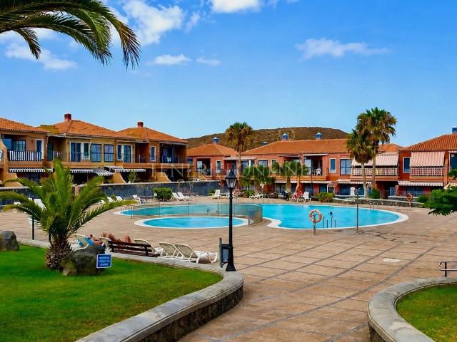 Piso en venta en Costa del Silencio, Arona