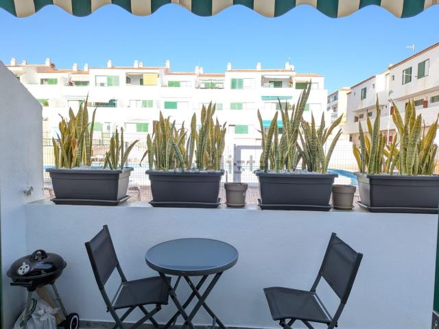 Piso en venta en Costa del Silencio, Arona